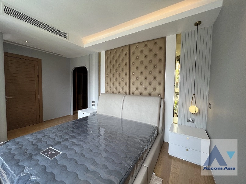 32  4 br House for rent and sale in Sathorn ,Bangkok BTS Sala Daeng - MRT Khlong Toei at Anina Villa Sathorn-Yenakart AA34992