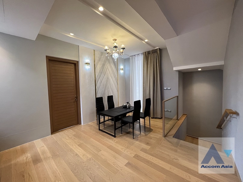 22  4 br House for rent and sale in Sathorn ,Bangkok BTS Sala Daeng - MRT Khlong Toei at Anina Villa Sathorn-Yenakart AA34992