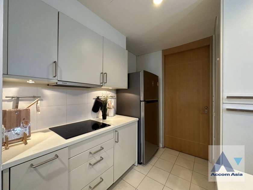 4  3 br Condominium for rent and sale in Silom ,Bangkok BTS Sala Daeng - MRT Silom at Royal Saladaeng AA34997