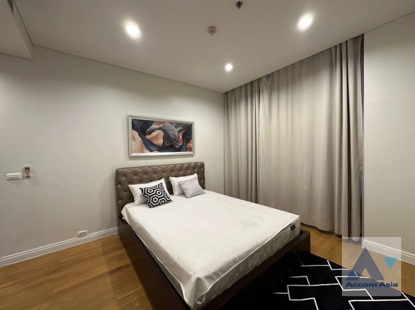 9  3 br Condominium for rent and sale in Silom ,Bangkok BTS Sala Daeng - MRT Silom at Royal Saladaeng AA34997