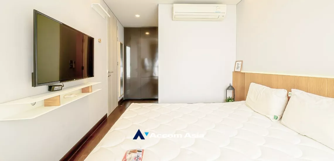 11  2 br Condominium For Sale in Sukhumvit ,Bangkok BTS Phrom Phong at The Lumpini 24 AA35002