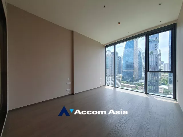 11  2 br Condominium For Sale in Ploenchit ,Bangkok BTS Chitlom at Scope Langsuan AA35010