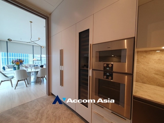 12  2 br Condominium For Sale in Ploenchit ,Bangkok BTS Chitlom at Scope Langsuan AA35013