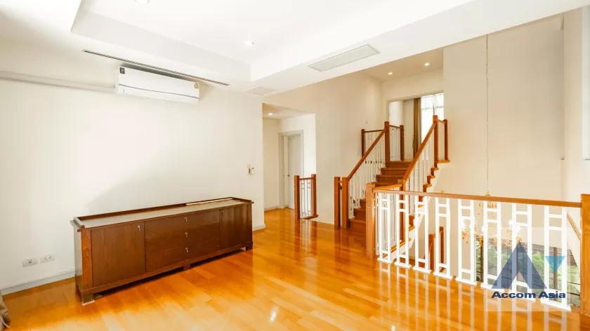 18  4 br House for rent and sale in Sukhumvit ,Bangkok BTS Phra khanong at Baan Sansiri Sukhumvit 67 AA35025