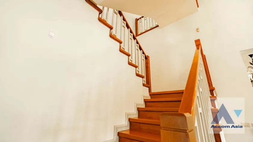 19  4 br House for rent and sale in Sukhumvit ,Bangkok BTS Phra khanong at Baan Sansiri Sukhumvit 67 AA35025