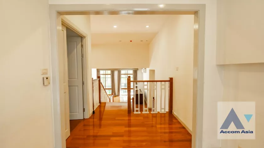 27  4 br House for rent and sale in Sukhumvit ,Bangkok BTS Phra khanong at Baan Sansiri Sukhumvit 67 AA35025