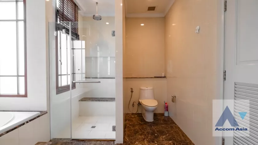37  4 br House for rent and sale in Sukhumvit ,Bangkok BTS Phra khanong at Baan Sansiri Sukhumvit 67 AA35025