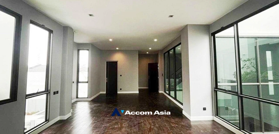 8  4 br House for rent and sale in Pattanakarn ,Bangkok ARL Hua Mak at The Gentry Phatthanakan AA35035