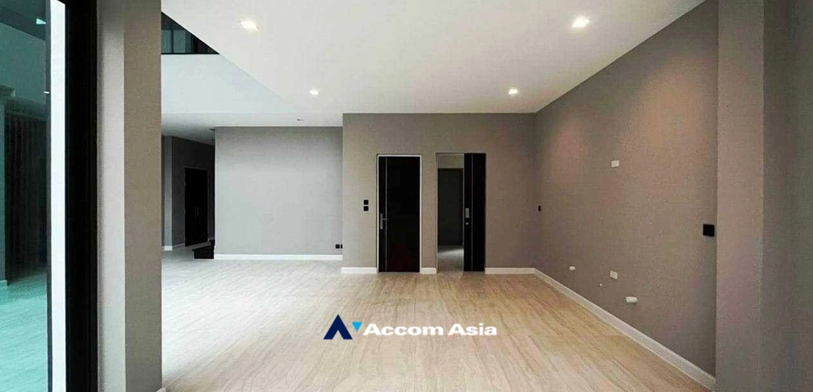4  4 br House for rent and sale in Pattanakarn ,Bangkok ARL Hua Mak at The Gentry Phatthanakan AA35035