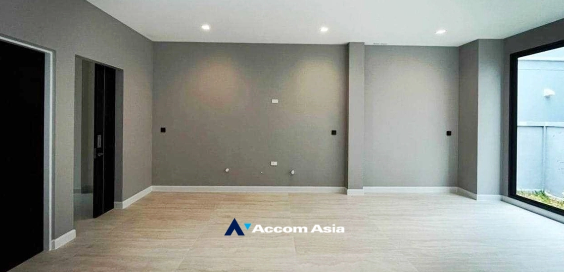 5  4 br House for rent and sale in Pattanakarn ,Bangkok ARL Hua Mak at The Gentry Phatthanakan AA35035