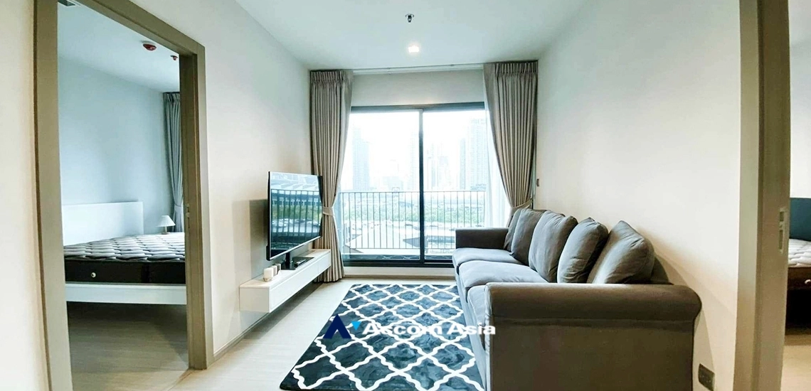 LIFE Asoke - Rama 9 Condominium  2 Bedroom for Sale & Rent MRT Rama 9 in Phaholyothin Bangkok