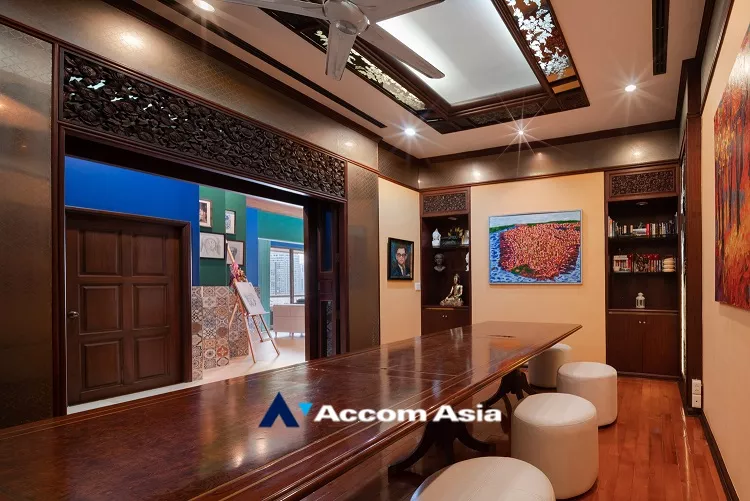 17  3 br Condominium For Sale in Sukhumvit ,Bangkok MRT Phetchaburi at Asoke Tower AA35059