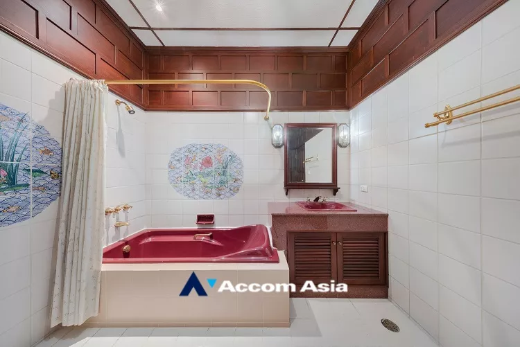 28  3 br Condominium For Sale in Sukhumvit ,Bangkok MRT Phetchaburi at Asoke Tower AA35059