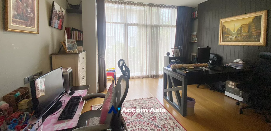 7  4 br House for rent and sale in Sukhumvit ,Bangkok BTS Phrom Phong at House with Private Pool AA35061