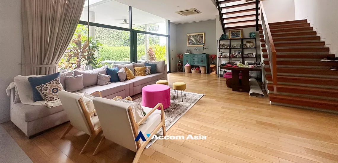 4  4 br House for rent and sale in Sukhumvit ,Bangkok BTS Phrom Phong at House with Private Pool AA35061