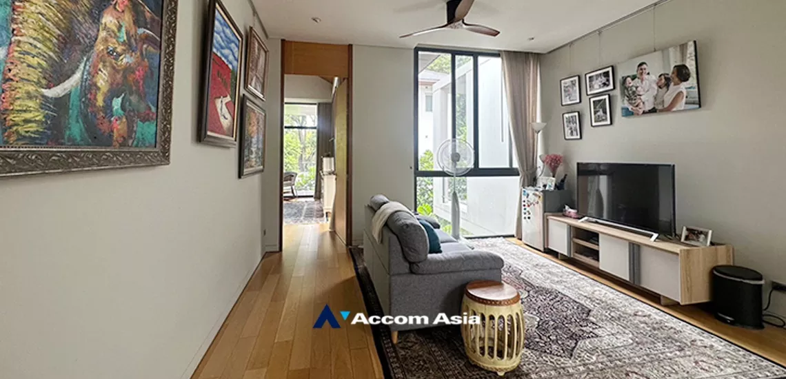 5  4 br House for rent and sale in Sukhumvit ,Bangkok BTS Phrom Phong at House with Private Pool AA35061