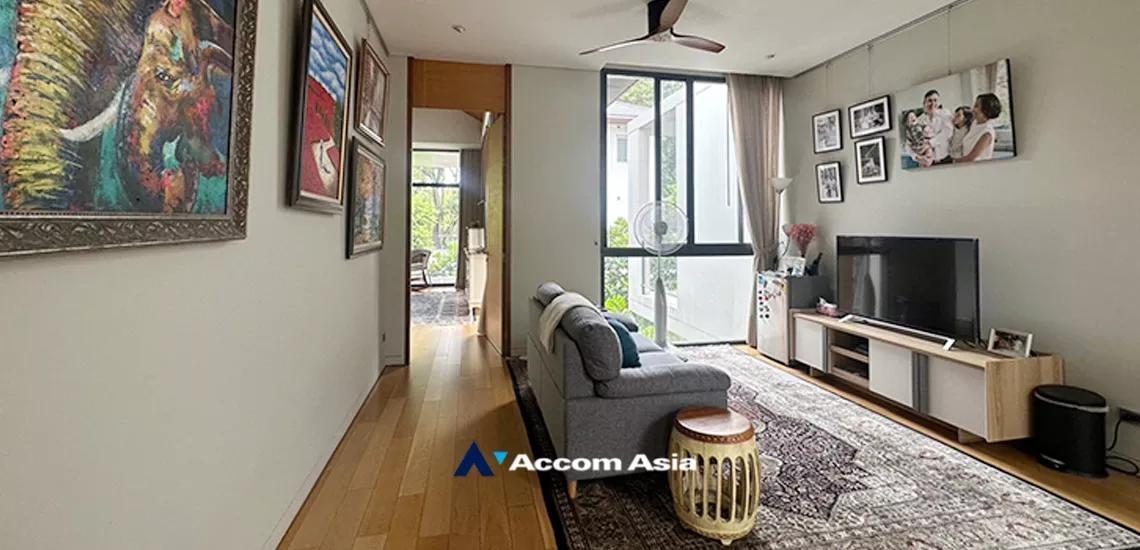 5  4 br House For Rent in Sukhumvit ,Bangkok BTS Phrom Phong at House with Private Pool AA35061