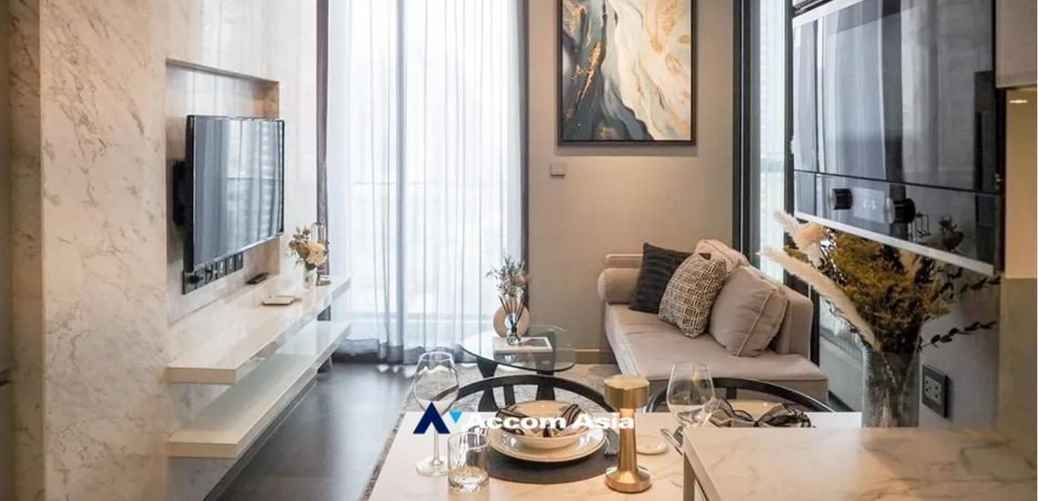 The Esse At Singha Complex Condominium  1 Bedroom for Sale MRT Phetchaburi in Ratchadaphisek Bangkok