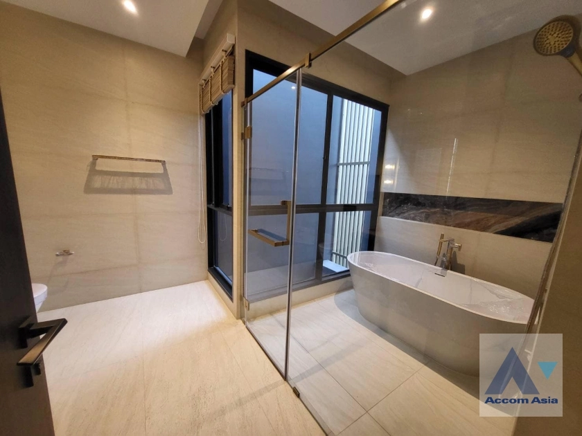 28  4 br House For Rent in Krungthep Kreetha ,Bangkok  at Bugaan Krungthep Kreetha AA35065