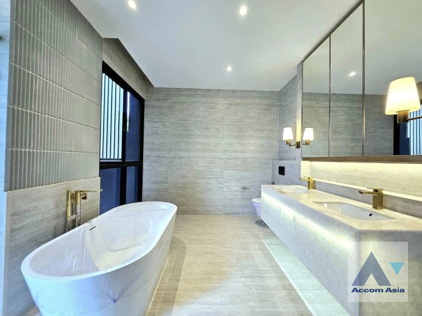 22  4 br House For Rent in Krungthep Kreetha ,Bangkok  at Bugaan Krungthep Kreetha AA35065