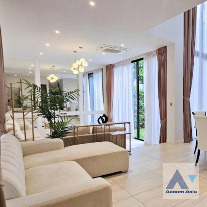 5  4 br House For Rent in Krungthep Kreetha ,Bangkok  at Bugaan Krungthep Kreetha AA35065