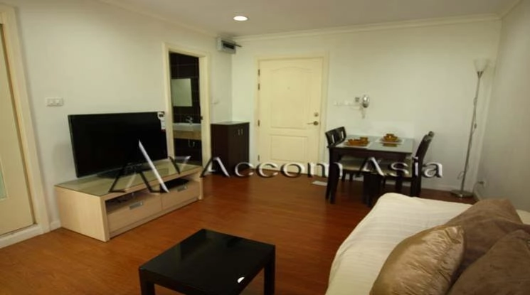unit 2 Bedrooms  Condominium For Rent in Sukhumvit, Bangkok  near BTS Phrom Phong (24928)