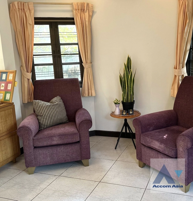  1  4 br House for rent and sale in Pattanakarn ,Bangkok ARL Ban Thap Chang at Baan Sammakorn Ramkhamhaeng 112 AA35077