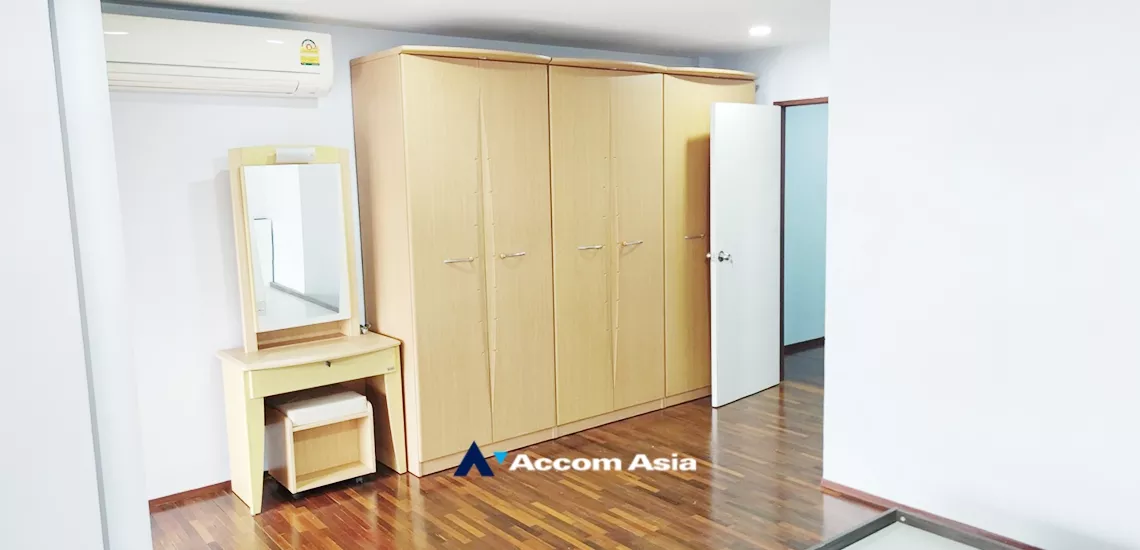 10  3 br House for rent and sale in Sukhumvit ,Bangkok BTS Phra khanong at Home Place Sukhumvit 71 AA35079