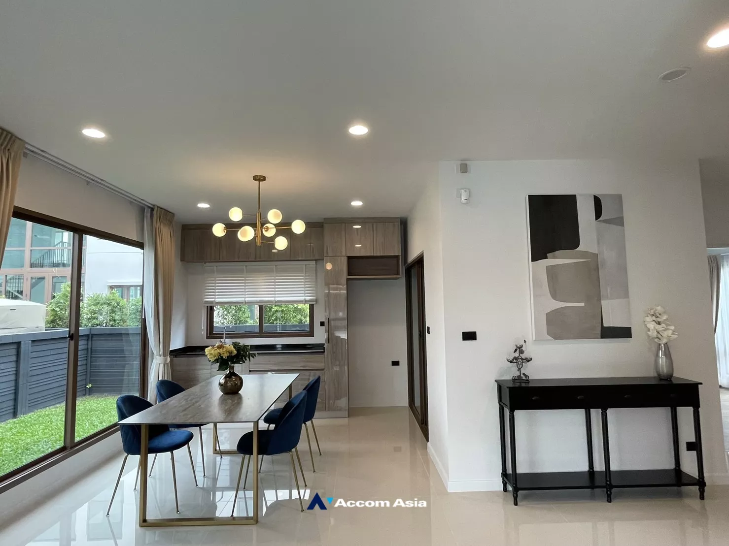 unitFully Furnished |  4 Bedrooms  House For Rent in Ramkhamhaeng, Bangkok  (AA35120)