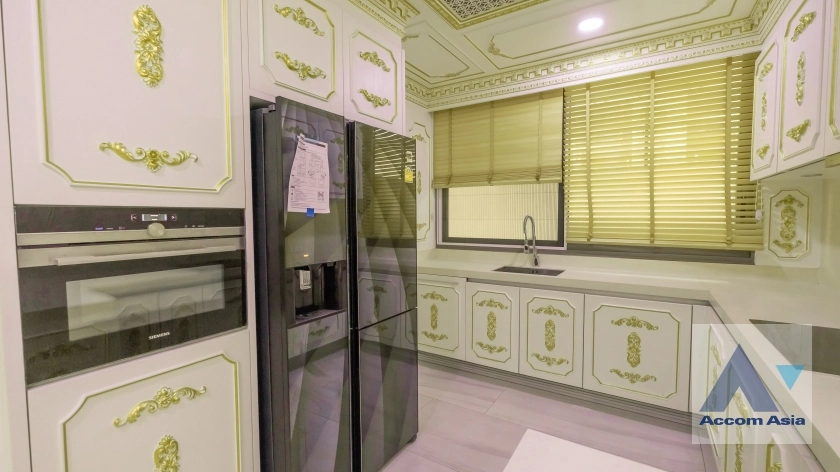 8  4 br House for rent and sale in Sukhumvit ,Bangkok BTS Phrom Phong at Quarter 39 AA35121