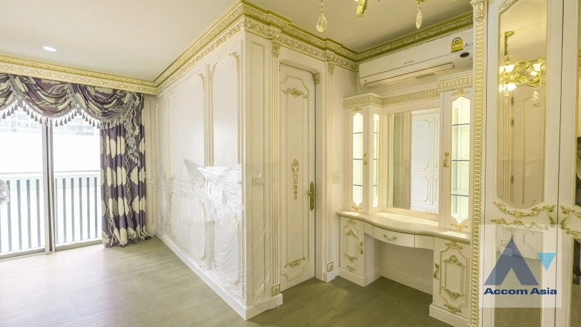 12  4 br House for rent and sale in Sukhumvit ,Bangkok BTS Phrom Phong at Quarter 39 AA35121