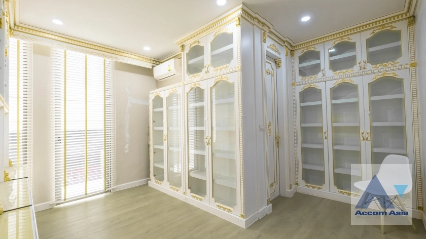 5  4 br House for rent and sale in Sukhumvit ,Bangkok BTS Phrom Phong at Quarter 39 AA35121