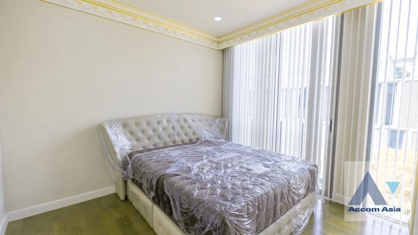 28  4 br House for rent and sale in Sukhumvit ,Bangkok BTS Phrom Phong at Quarter 39 AA35121