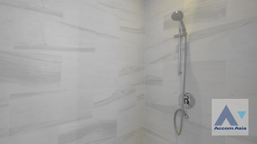 32  4 br House for rent and sale in Sukhumvit ,Bangkok BTS Phrom Phong at Quarter 39 AA35121