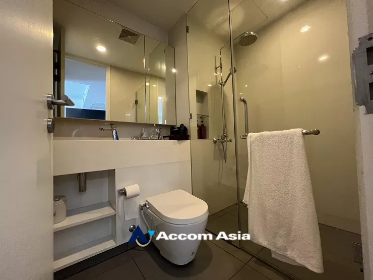 8  1 br Condominium for rent and sale in Silom ,Bangkok BTS Chong Nonsi - MRT Sam Yan at Siamese Surawong AA35126