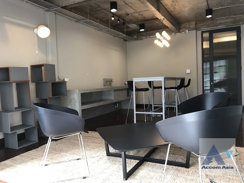  1  House for rent and sale in Sukhumvit ,Bangkok BTS Phrom Phong AA35138