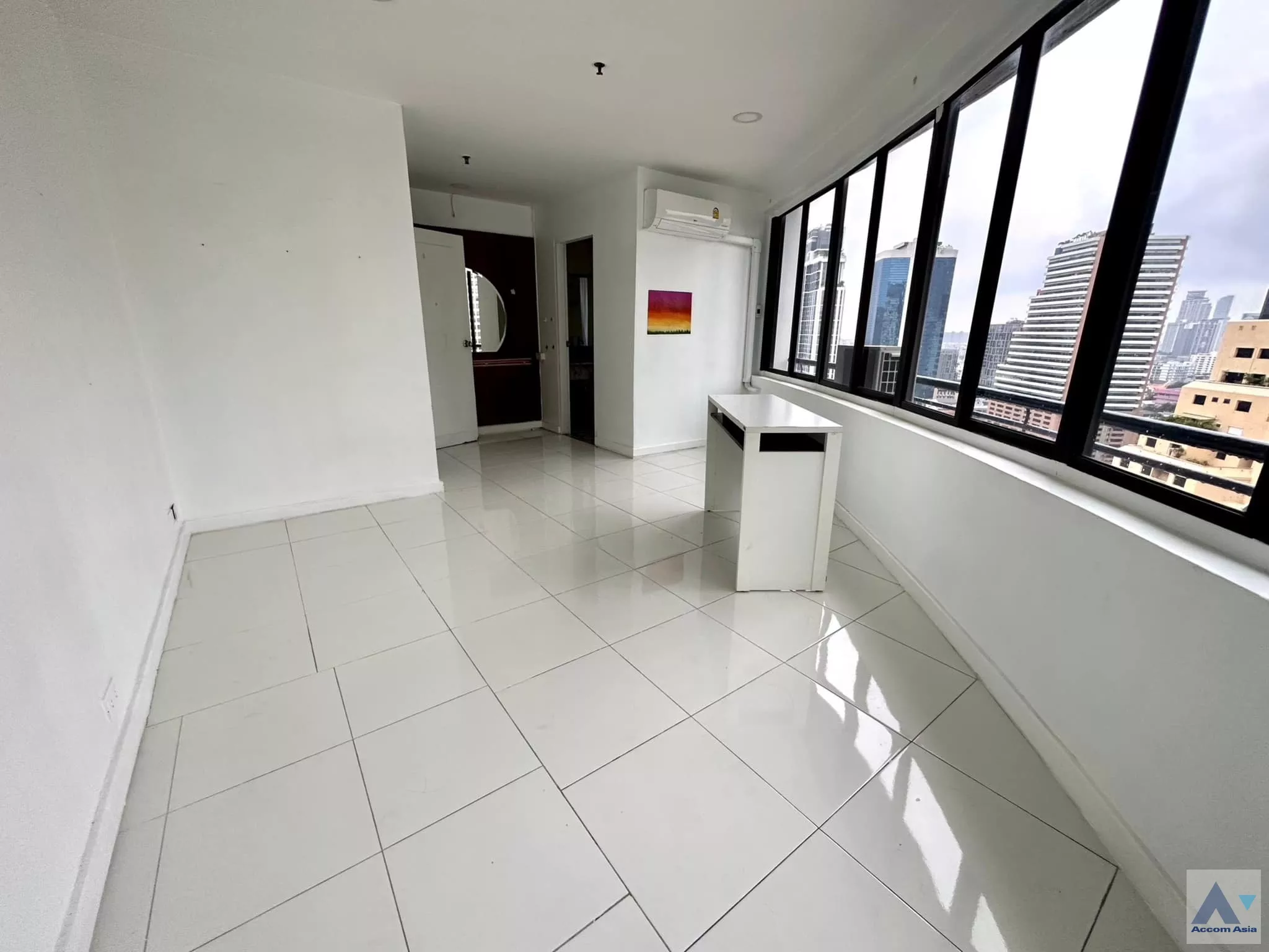 10  4 br Condominium For Rent in Sukhumvit ,Bangkok BTS Thong Lo at Moon Tower AA35143