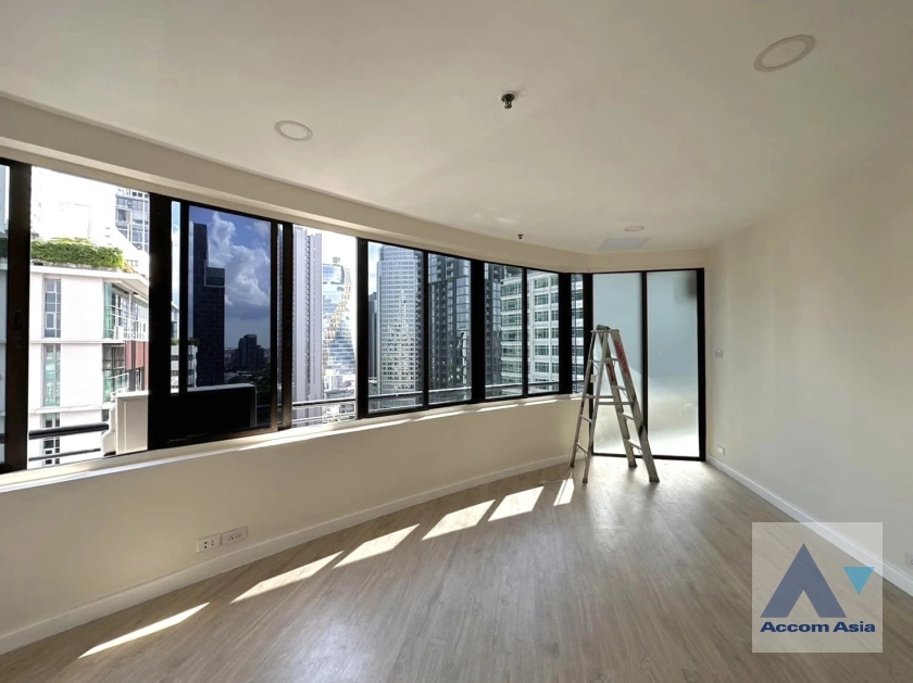  1  4 br Condominium for rent and sale in Sukhumvit ,Bangkok BTS Thong Lo at Moon Tower AA35143