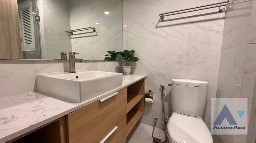 25  4 br Condominium For Rent in Sukhumvit ,Bangkok BTS Ekkamai at La Cascade AA35145