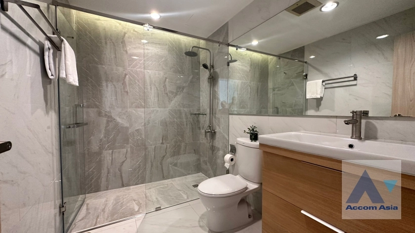 24  4 br Condominium For Rent in Sukhumvit ,Bangkok BTS Ekkamai at La Cascade AA35145