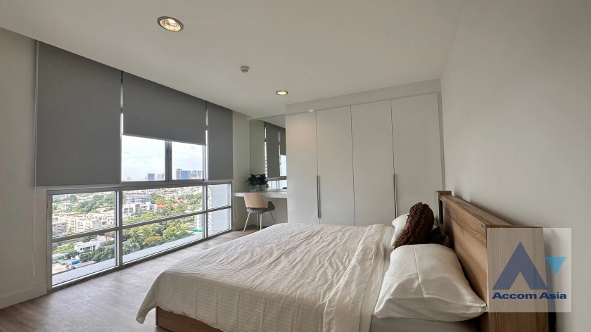 18  4 br Condominium For Rent in Sukhumvit ,Bangkok BTS Ekkamai at La Cascade AA35145