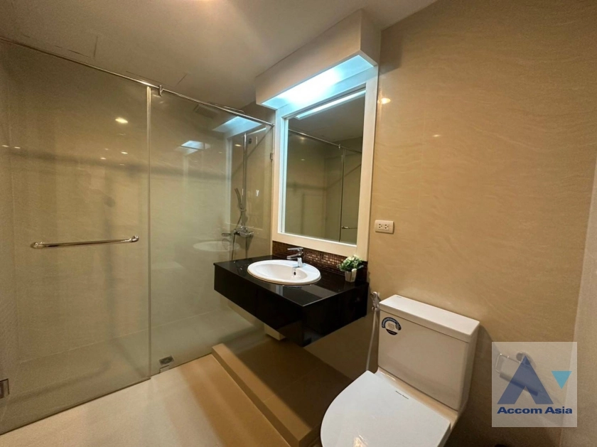 10  3 br Apartment For Rent in Sukhumvit ,Bangkok BTS Asok - MRT Sukhumvit at Perfect Apartment for Big Family, Prime Location Near Main Street AA35151