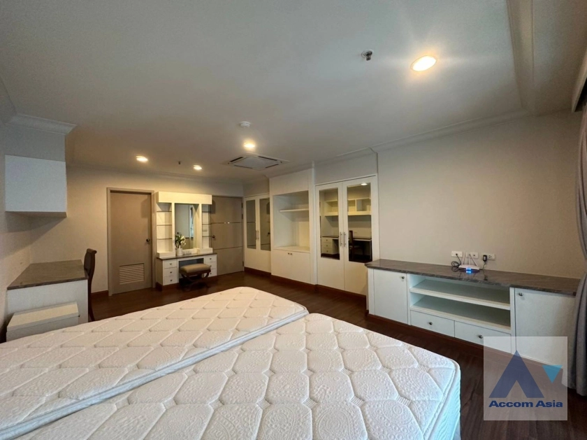 8  3 br Apartment For Rent in Sukhumvit ,Bangkok BTS Asok - MRT Sukhumvit at Perfect Apartment for Big Family, Prime Location Near Main Street AA35151