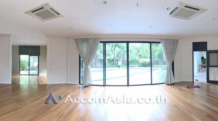  1  5 br House For Rent in Pattanakarn ,Bangkok BTS On Nut at Panya Pattanakarn Village 54937