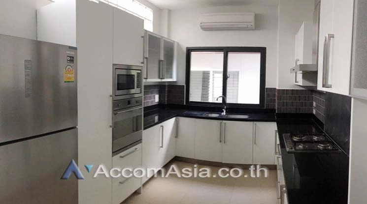 6  5 br House For Rent in Pattanakarn ,Bangkok BTS On Nut at Panya Pattanakarn Village 54937