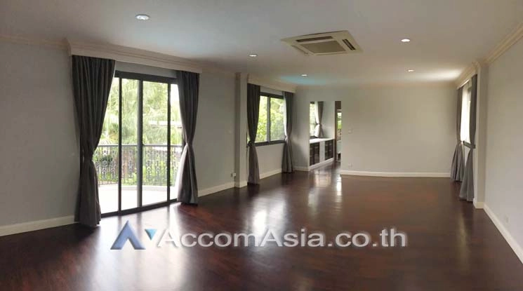 9  5 br House For Rent in Pattanakarn ,Bangkok BTS On Nut at Panya Pattanakarn Village 54937
