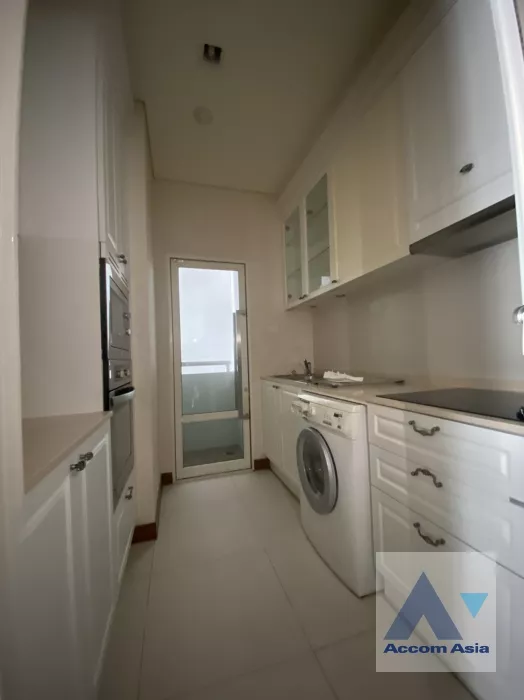 unitFully Furnished |  3 Bedrooms  Apartment For Rent in Sukhumvit, Bangkok  near BTS Phrom Phong (AA35160)