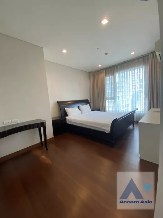 Fully Furnished |  The Prestigious Residential Apartment  3 Bedroom for Rent BTS Phrom Phong in Sukhumvit Bangkok