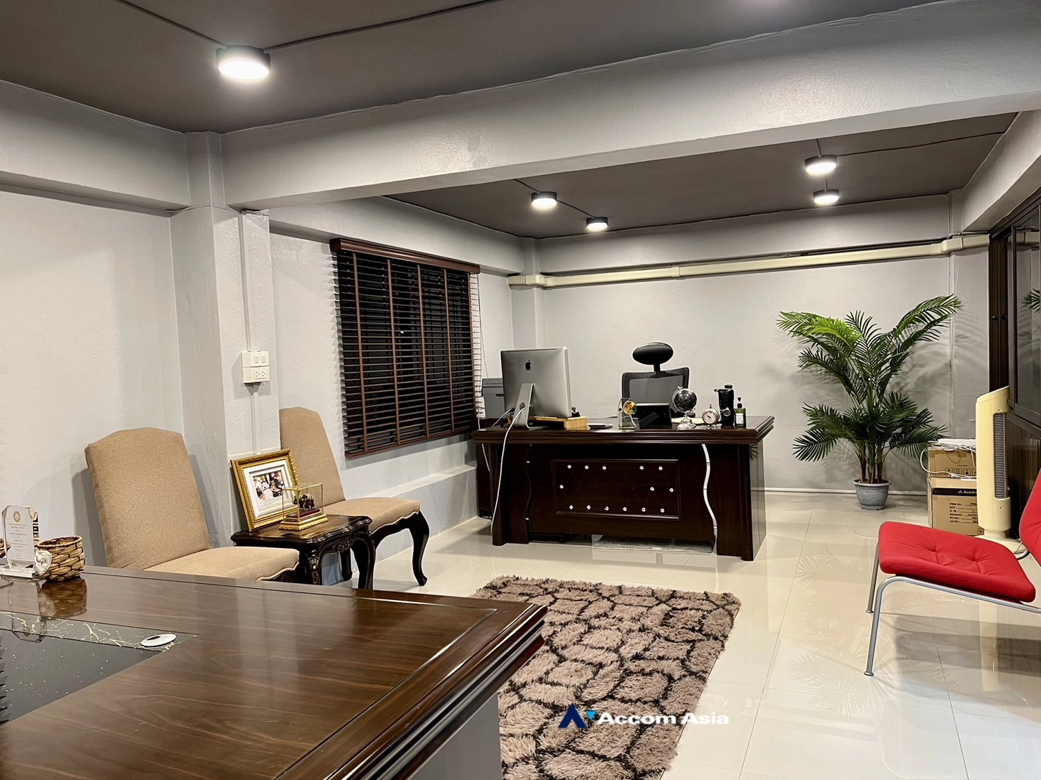 unitHome Office |  2 Bedrooms  Townhouse For Rent & Sale in Rama 3, Bangkok  (AA35161)
