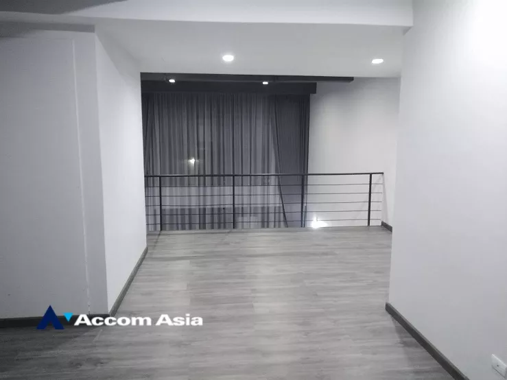 6  4 br Townhouse For Rent in Pattanakarn ,Bangkok BTS On Nut at The Pride Sukhumvit 77 AA35162